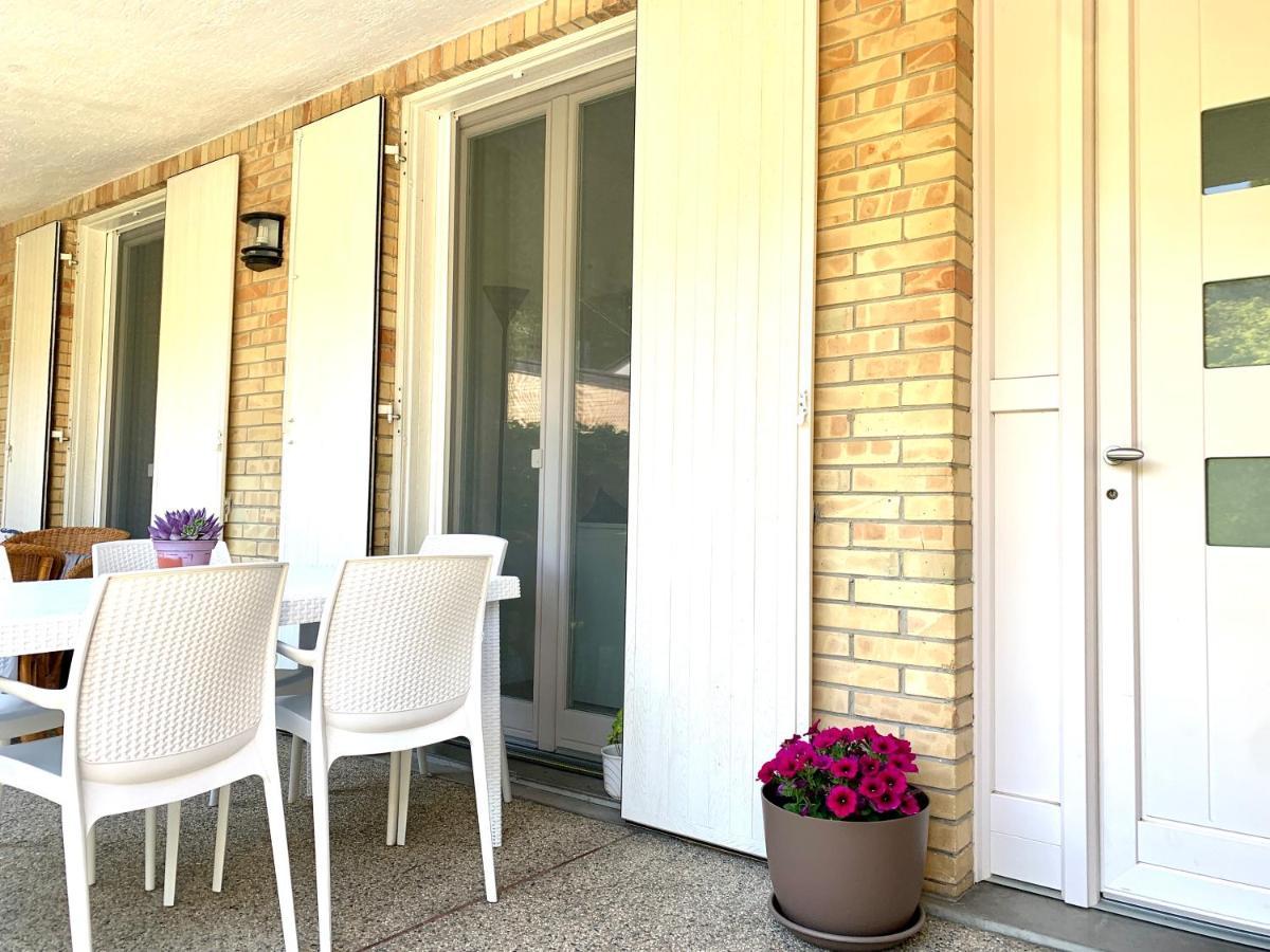 Villa Seashell Lignano Sabbiadoro Esterno foto